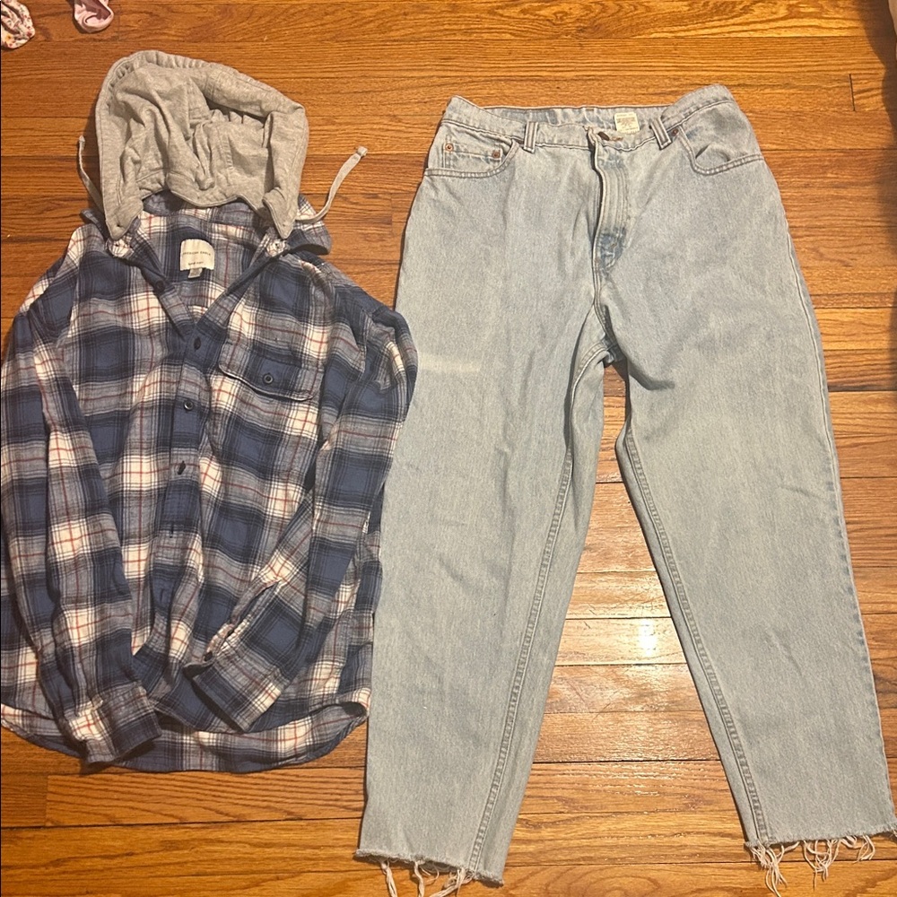 Levi’s 551 Jean and AE Plaid Hooded Flannel Shirt
